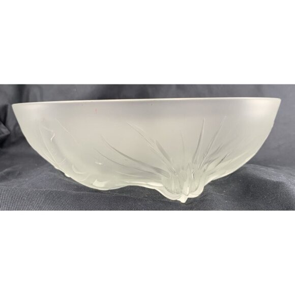 Verlys Bowl Thistle Pattern Frosted Pressed Art Glass 8.5" Signed 1930s - Picture 5 of 8